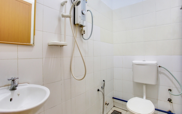 OYO 89656 Melati Hotel Nilai