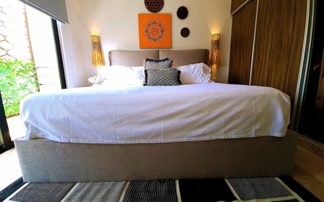 Bahay By Riviera Rentals