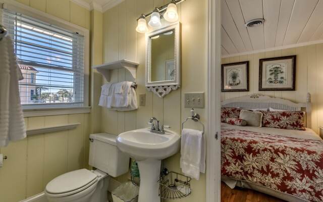 C-Scape by Condo-World