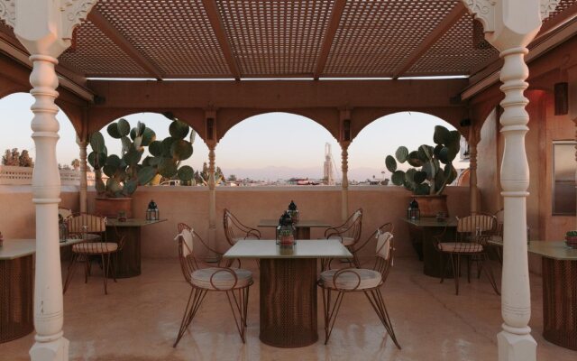 72 Hotel & Spa