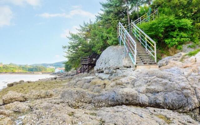 Tongyeong Hani Spa Pension