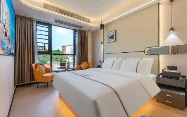 Look forward to the Future Hotel