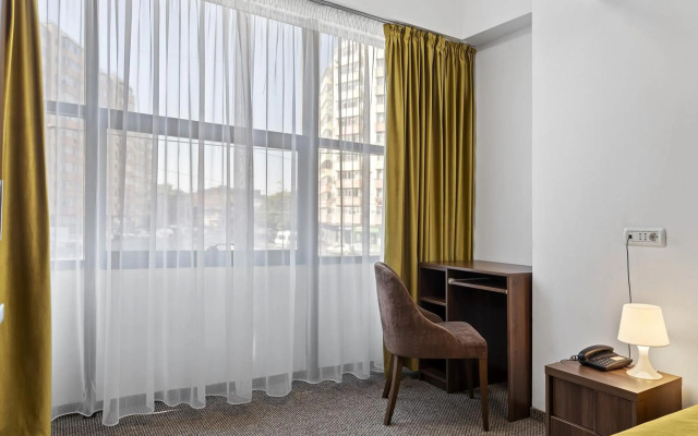 Lina Hotel