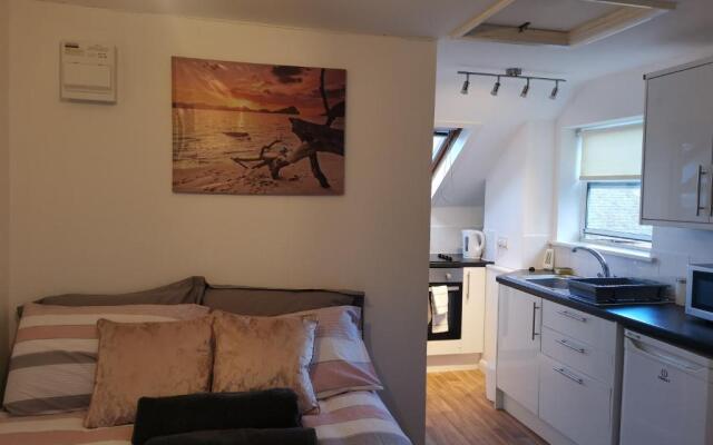 Unique Studio III with free WIFI