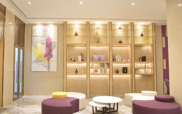 Lavande Hotel (Shenzhen North Railway Station, Gangtou Metro Station)