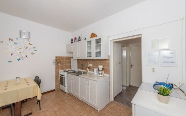 Apartment Milivoj