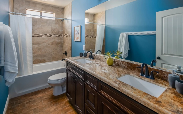 3BR Home - Private Pool - Garage by WanderJaunt