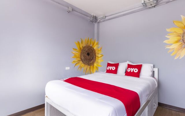 OYO 705 Hostel@seatzstation