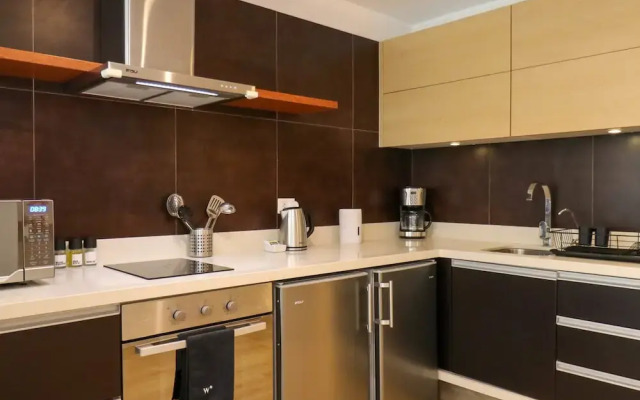 Marvelous 2BR With Balcony Near Kennedy Park