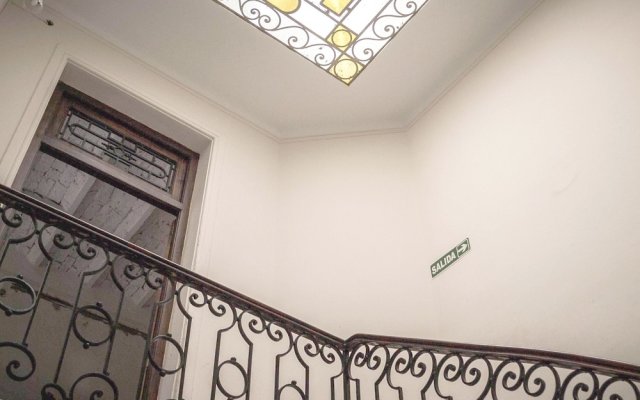 Voyage Recoleta Hostel