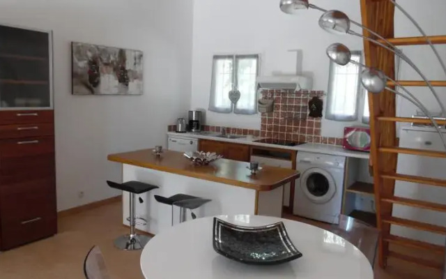 Jolie petite maison Sainte-Anne au calme -Deux pas des plages et du centre de Saint-Tropez