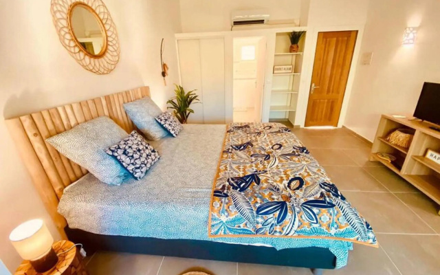 Beautiful suite S14, pool, next to Pinel Island — фото 3
