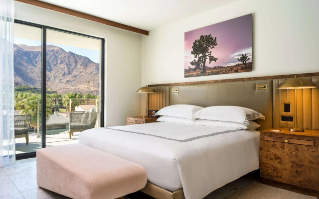 Thompson Palm Springs, by Hyatt