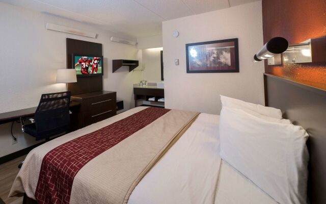 Red Roof Inn PLUS+ Wilmington - Newark