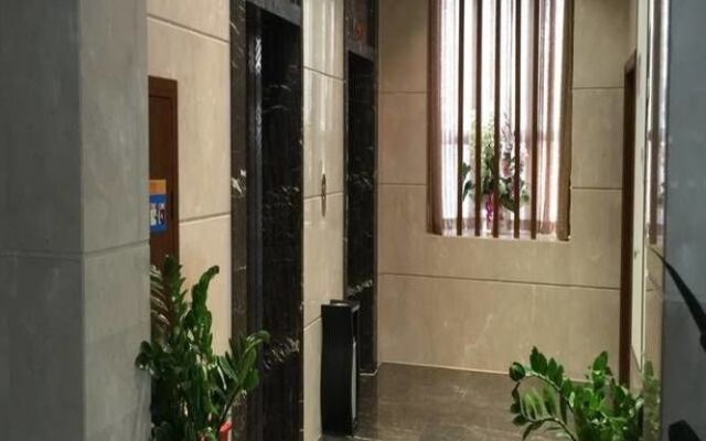 Yannian Huijing Hotel