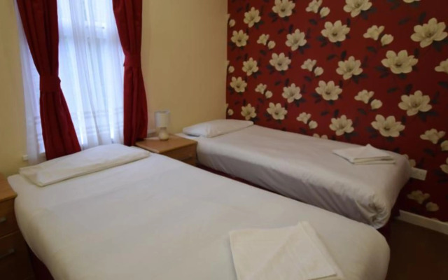 Cranbrook Hotel
