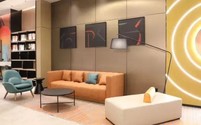 Hello Hotel (Huanggang Huangmei County Branch)