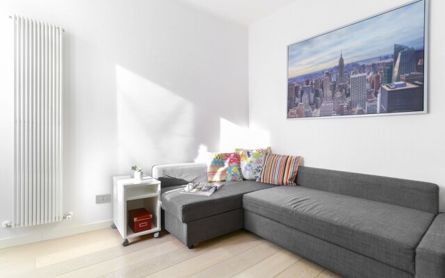 Lovely Home Spanish Steps with Balcony
