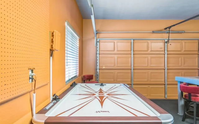 Beautiful Sunsets at 3BR Villa in Reno