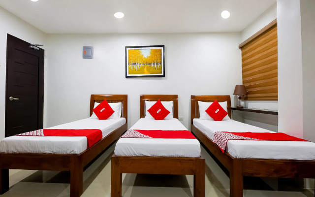 OYO 793 Dg Budget Hotel