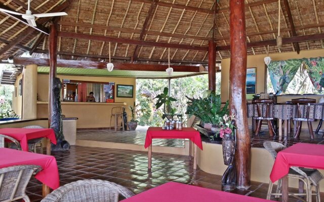 Casa Rosa Inn and Restaurant