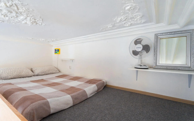 Апартаменты на 1-м Муринском проспекте 17