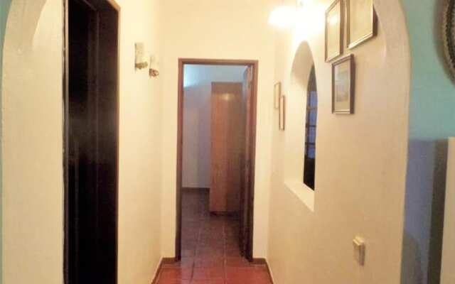 House With 2 Bedrooms In Arraiolos, With Enclosed Garden And Wifi