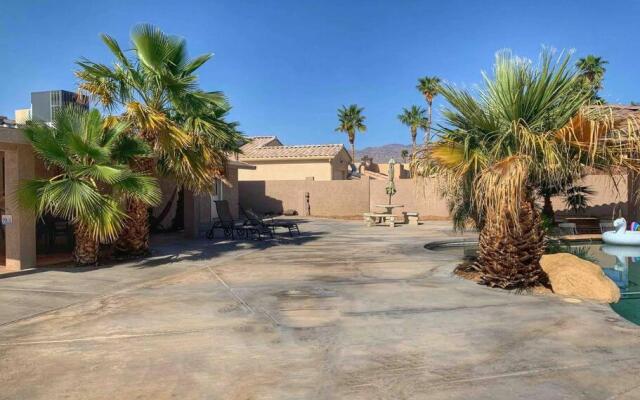 Ultimate Backyard-Pool/Spa. Slide. Lakeview. Ball