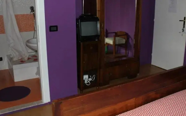 B&b Kip (cin: It093017c1w7nxqwst)