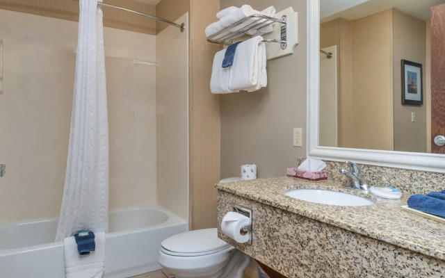 Port of Kimberling Marina & Resort