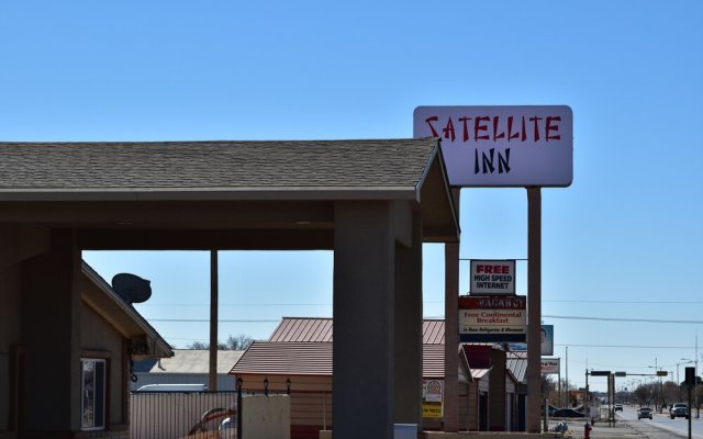 Satellite Inn