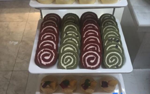 H Hotel (Hejin Xingeng Street)