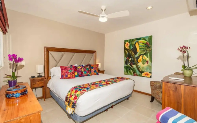 Sleeps 6 Views Beach 1 Block