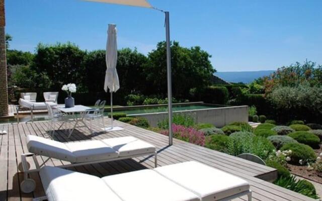BB 12 LUBERON chambres d'h¿tes contemporaines
