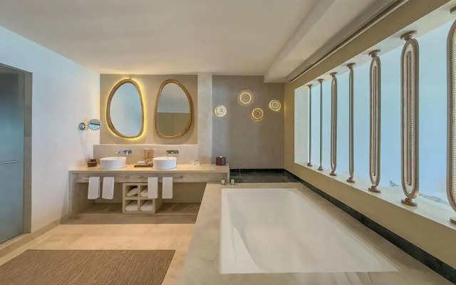 Grand Park Royal Cancún