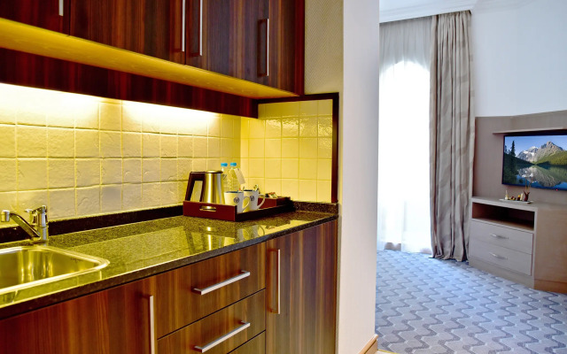 Gefinor Rotana Hotel