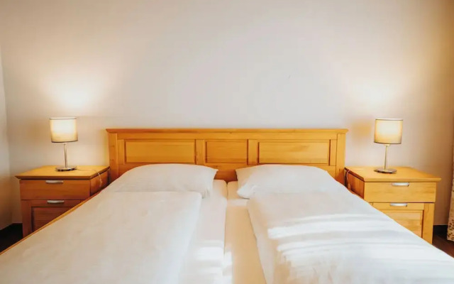 Hotel Leo