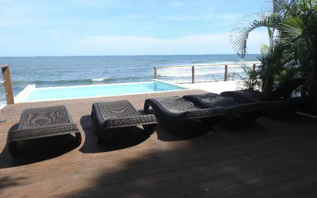 Laola Surf Camp El Sunzal