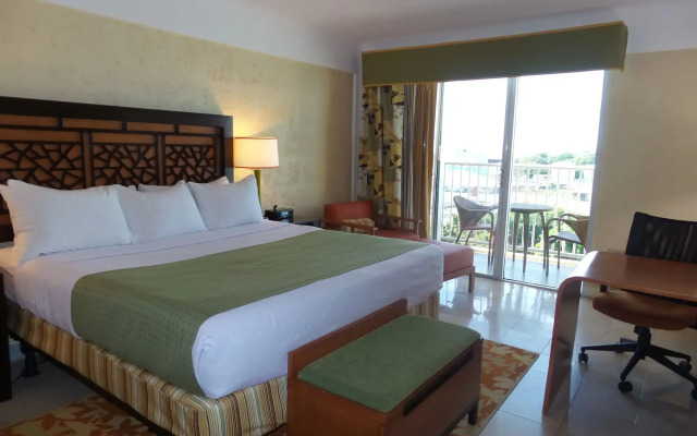 Radisson Aquatica Resort Barbados