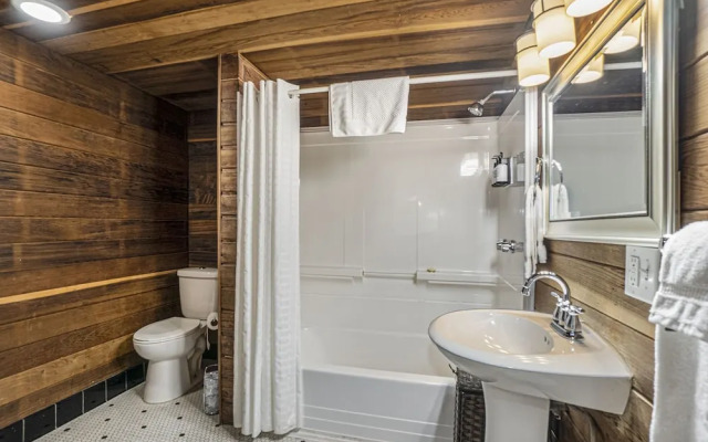 Historic Hotel Nichols