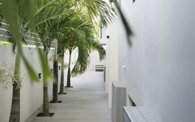 Luxury Modern 2-bed Apartment Pereybere Grand Baie
