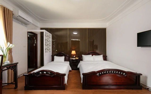 Little Diamond Hotel