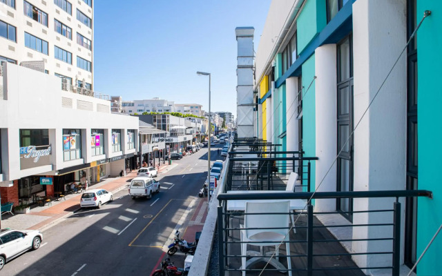 Mojo Hotel