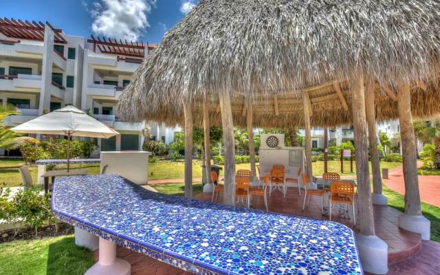 Incredible Oceanfront 3 Bedroom Apartment S-b201