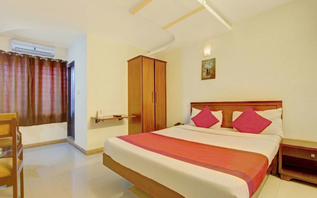 Sri Sai Inn by OYO Rooms