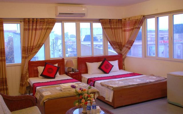Hanoi Rose Hotel