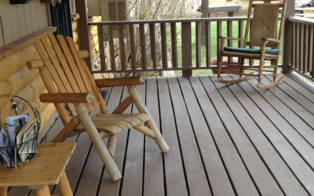 Rainbow's End Resort on Rainbow Lake