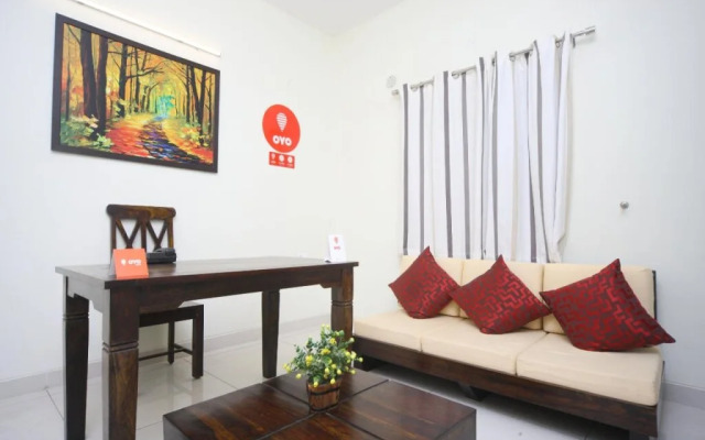 The Lawns By OYO Rooms