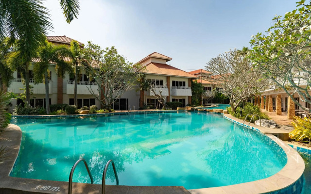 Thara Cholapruek Resort