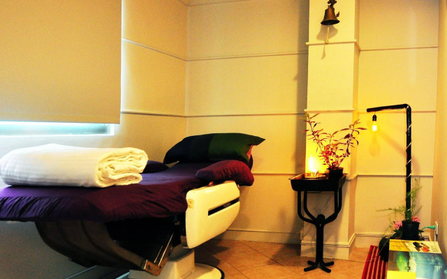 HG.barbershop Hostel
